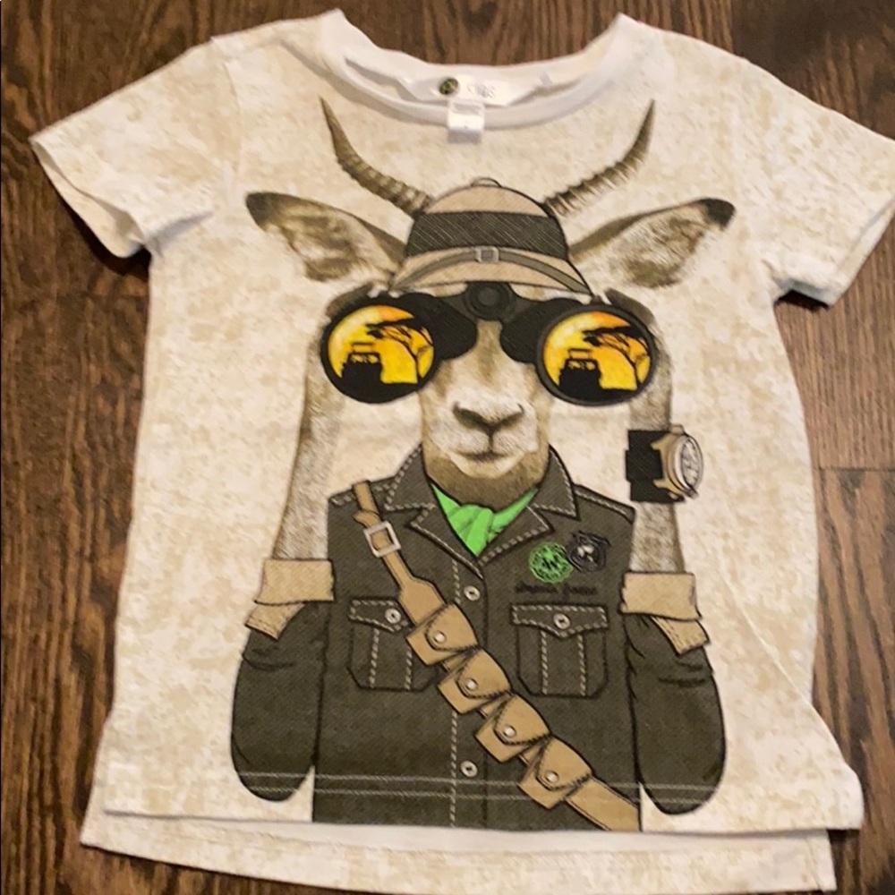 PL KIDS tee shirt.  Great condition.